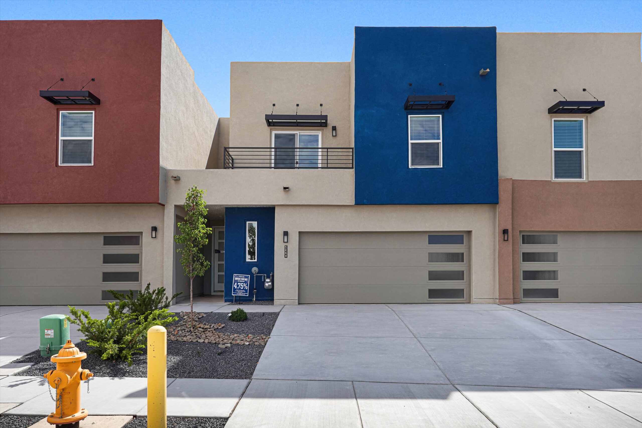 4320 Wymont Circle Exterior